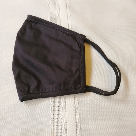 New Set of 4 Reusable Cloth Black Face masks - Picture 3 of 3